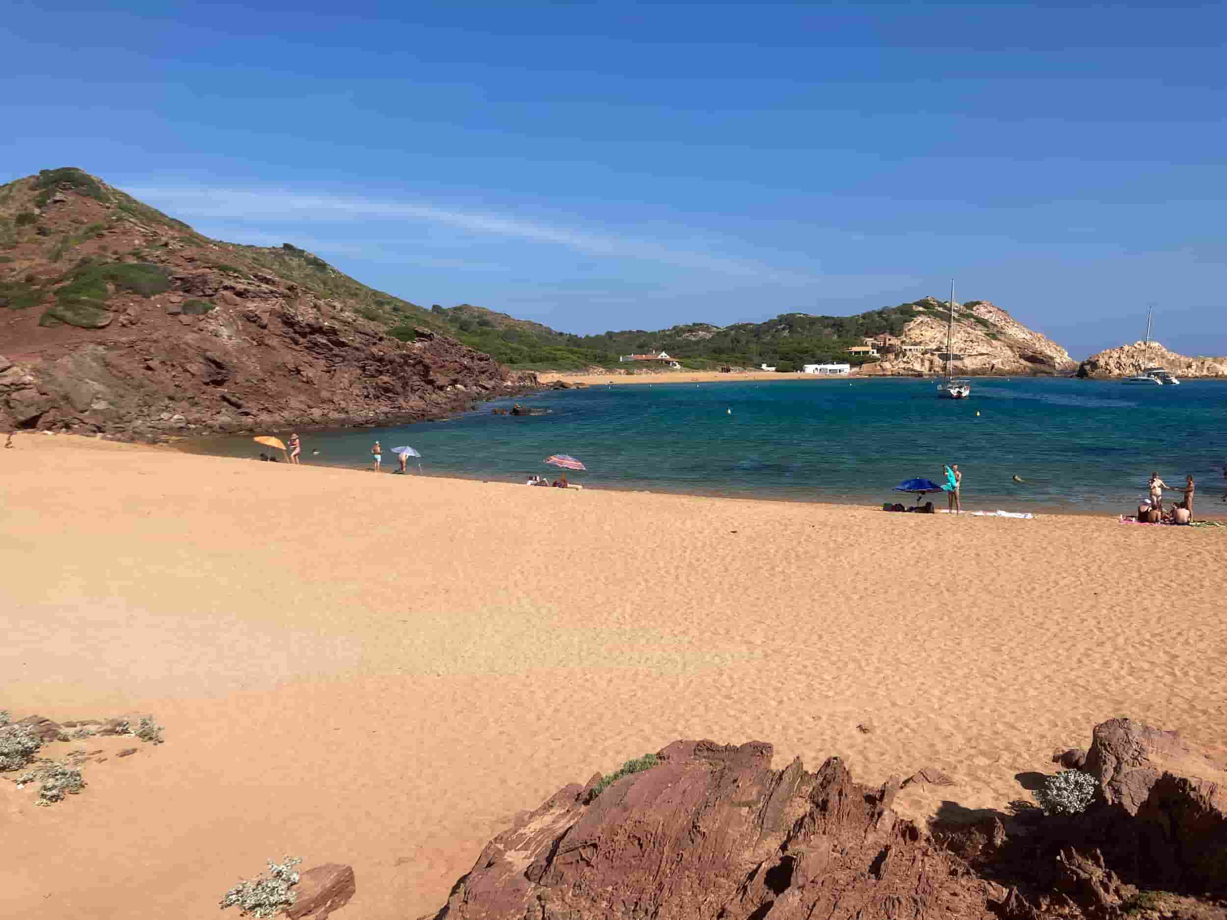 La plage de Cavalleria sur la commune d'Es Mercadal à Minorque.