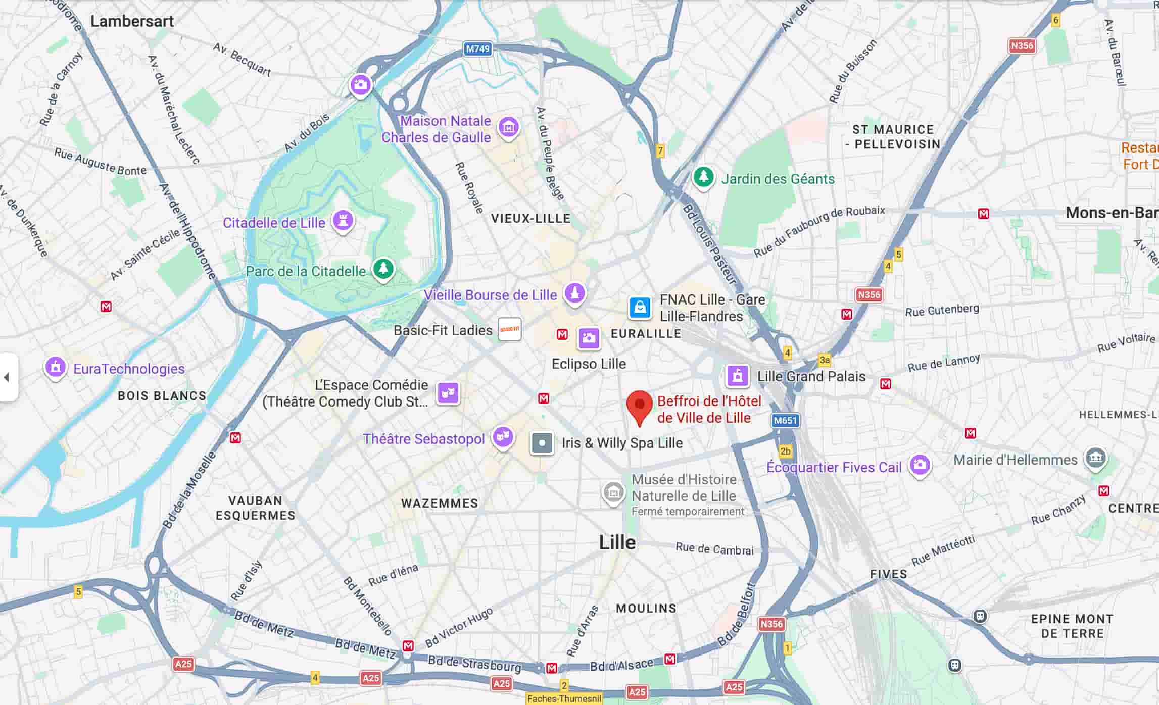 Une carte du beffroi de l'hôtel de ville de Lille.