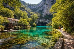 Combien de temps pour visiter Fontaine-de-Vaucluse.