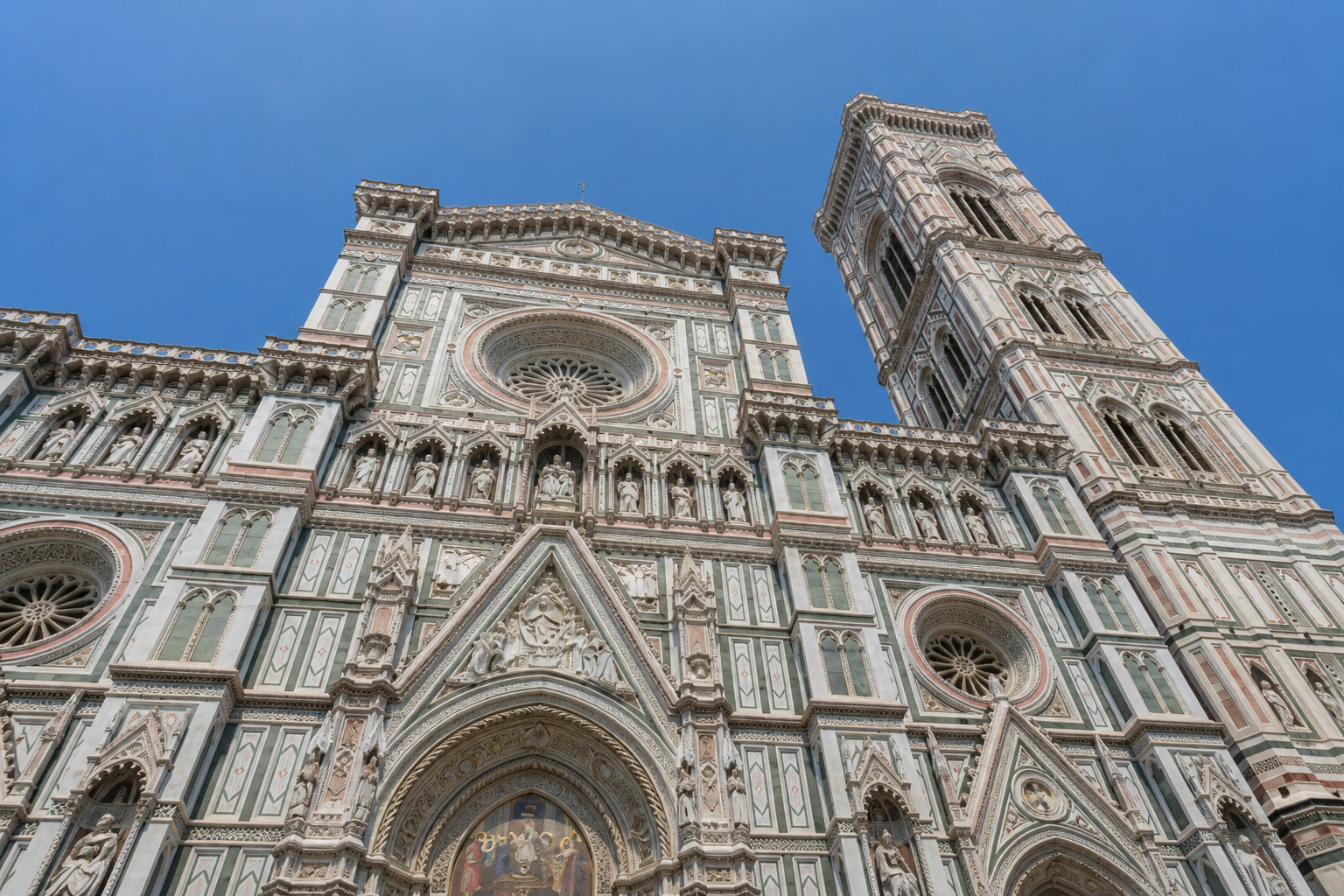 Jour 1 : Immersion dans le cœur historique et le Duomo